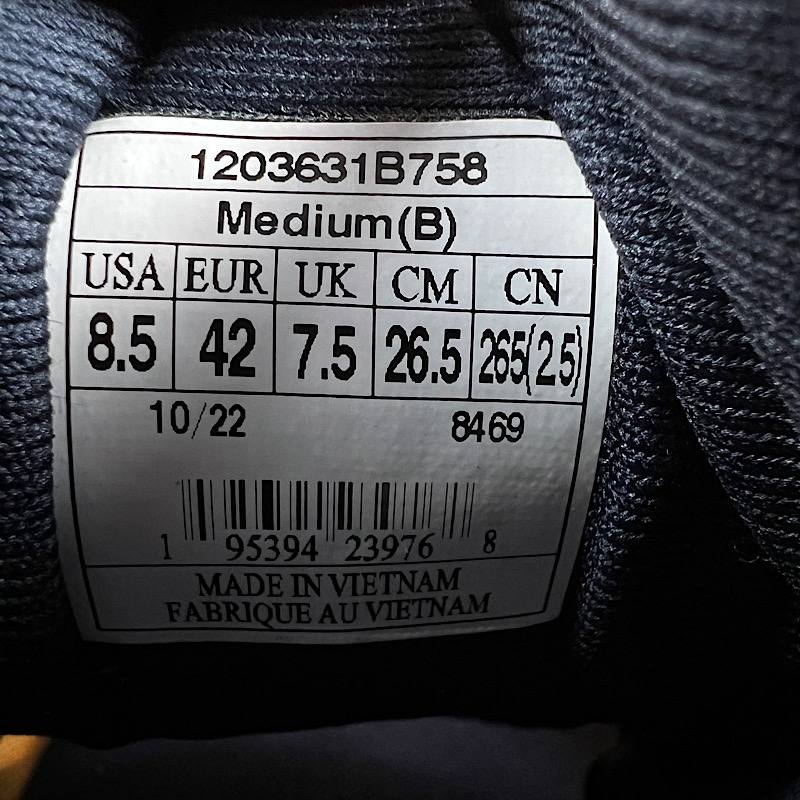 کفش کوهنوردی و رانینگ استوک اورجینال بروکس مدل Cascade 16